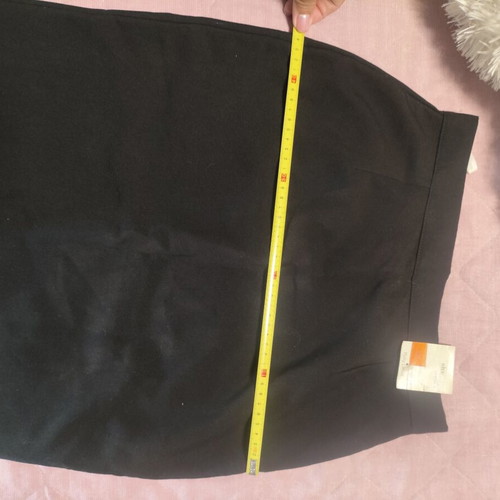 Black skirt new, size S 36 8