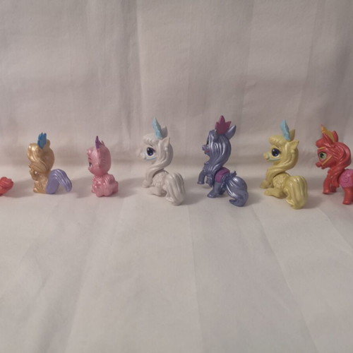 Animal figures used, pack of 7 pieces