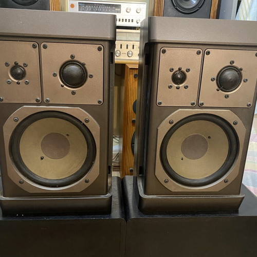 Grundig Box M600 3-way vintage speakers, made in Germany