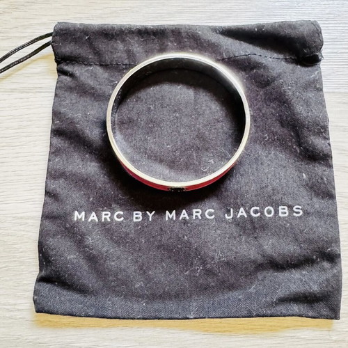Marc by Marc Jacobs pink fuchsia enamel bracelet