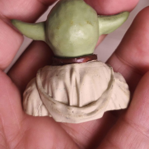 Star Wars Yoda figure used original collectible
