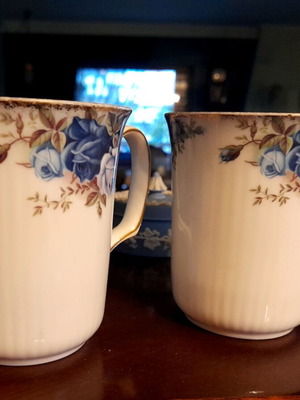 Royal Albert porcelain mugs used, pack of 2, Moonlight Rose 1987