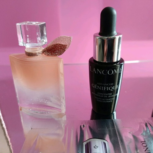 Lancôme travel set with perfume and skincare new