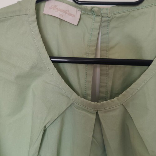 Regalinas one size top like new, green