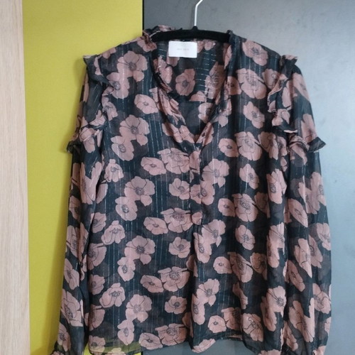 NEO NOIR women's blouse size M/L like new