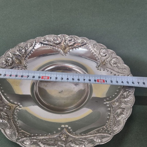 Silver serving dish used, 26 cm diameter