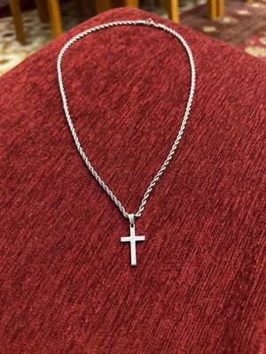Chain with cross like new stainless steel silver