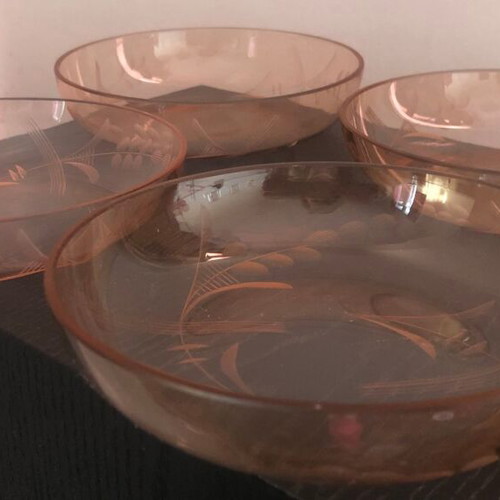 Vintage dessert plates used, pink shade, set of 4