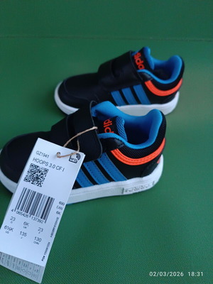 Adidas kids athletic shoes size 23 new