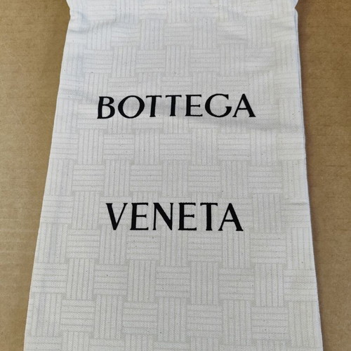 Bottega Veneta Dustbag protective case like new 30.5 x 20 cm