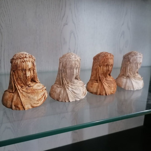 Sculptures set of 4 new, plaster and acrylic