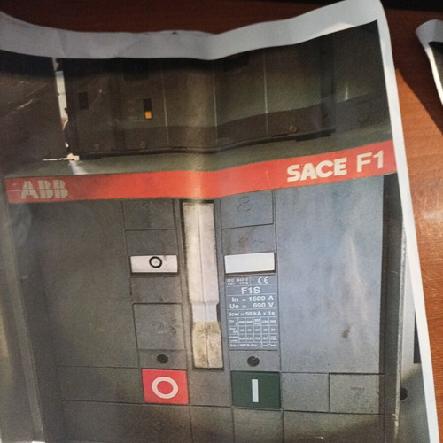 ABB and AEG 1600A Power Switches like new, set of two