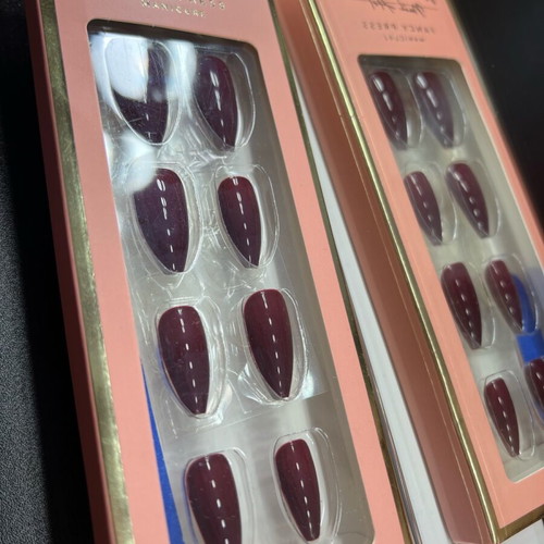 Burgundy fake nails new with file and adhesive stickers
