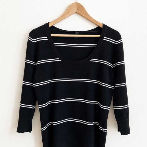 H&M black blouse with white stripes like new, 3/4 sleeves, size XXXL