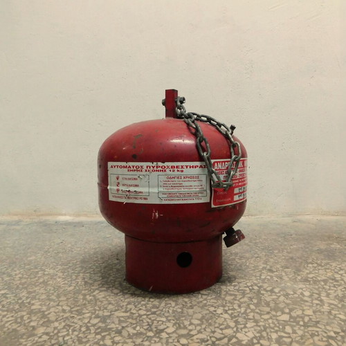 Ceiling fire extinguisher 12 kg used, dry powder