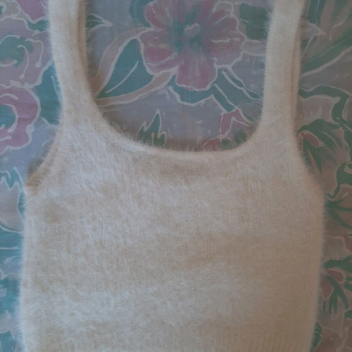 Stradivarius fuzzy crop top white like new