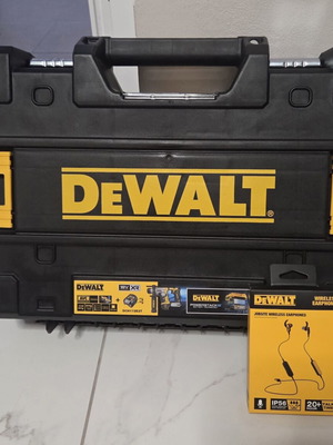 Dewalt Cordless Hammer Drill 18V 1x1.7Ah SDS Plus DCH172E2T like new