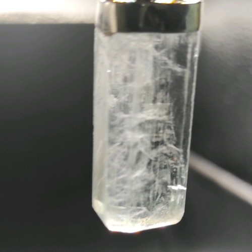 Aquamarine crystal pendant like new, turquoise