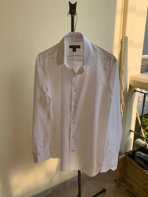 Banana Republic shirt like new, size M, white