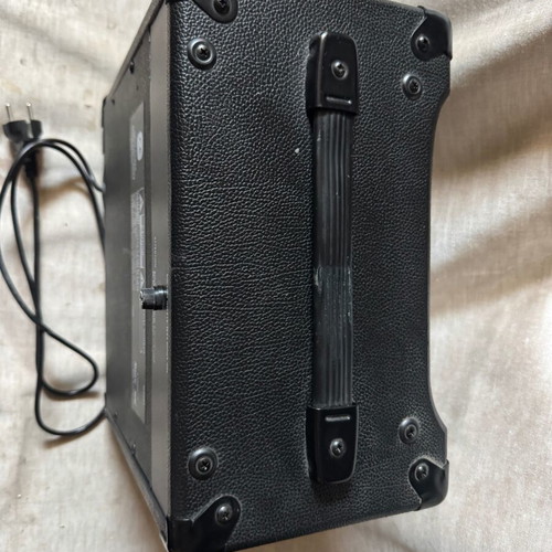 Snow Sea Bass Amplifier 20W new, ideal for beginners