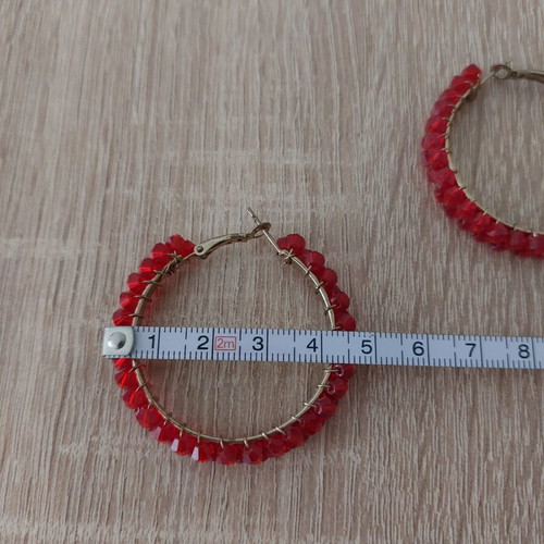 Hoop earrings like new with red beads