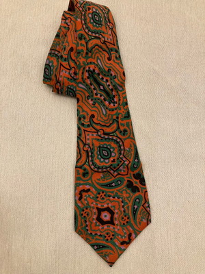 Tie like new, multicolored
