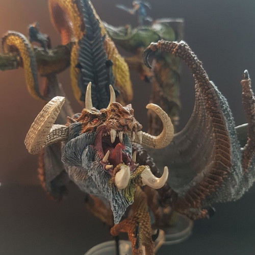 McFarlane Hunter Dragon Clan 2 Series 8 like new