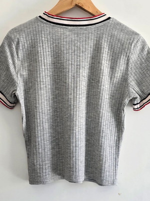 Bershka grey and red short sleeve top, size M-L