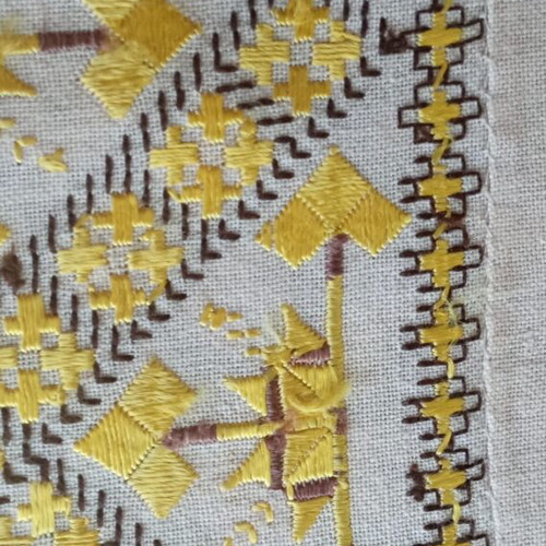 Karsaniko Embroidered Lefkadian Tablecloth vintage, like new