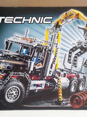 Lego Technic 9397 Logging Truck new, sealed