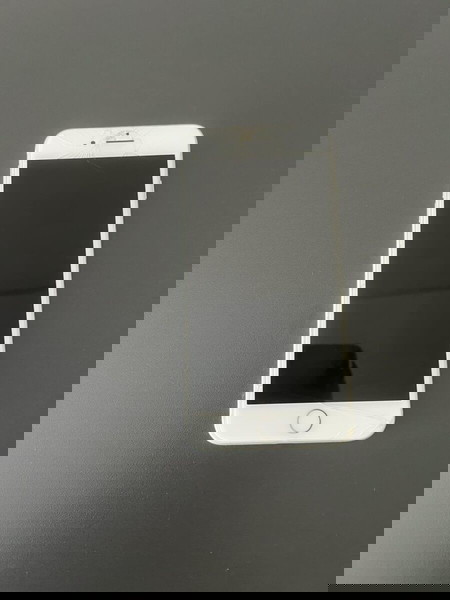 iPhone 8 Plus 128GB Silver