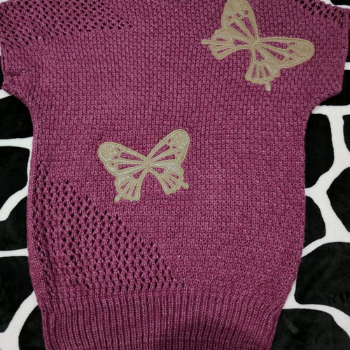 Knitted sleeveless vest used, size medium, pink