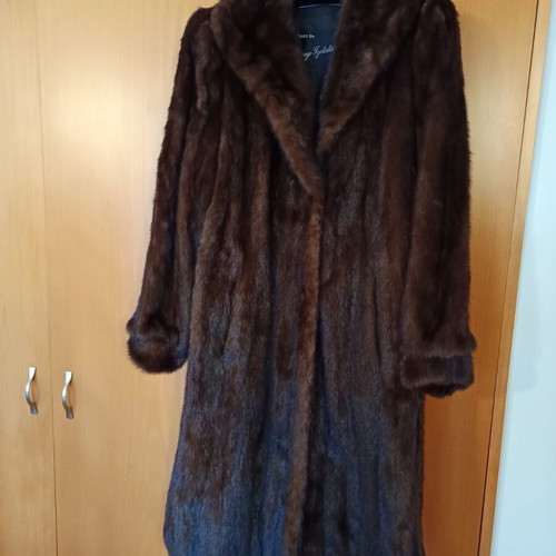 Brown Long Mink Fur Tzelalis Like New