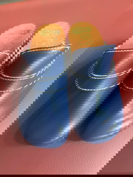 Δερμάτινα παιδικά παπούτσια clogs