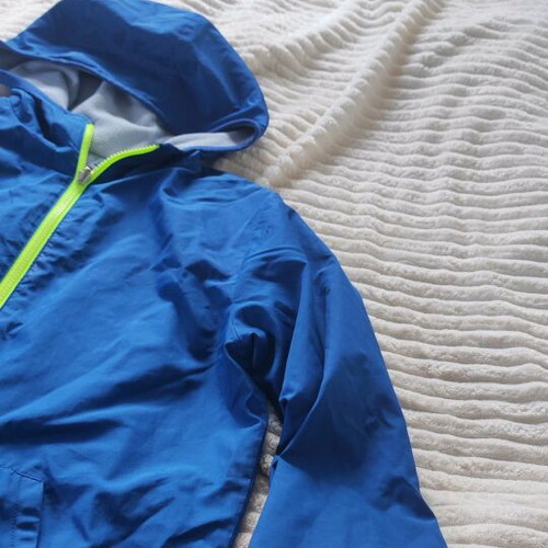 Nike lightweight double face jacket used with pocket damage