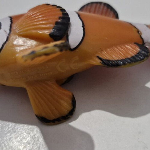 Animal Planet Clown Fish miniature Mojo like new