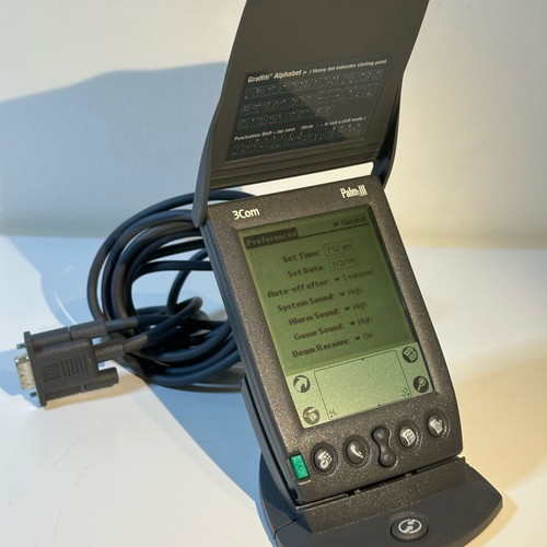 Palm III 3Com used handheld organizer with touchscreen and stylus