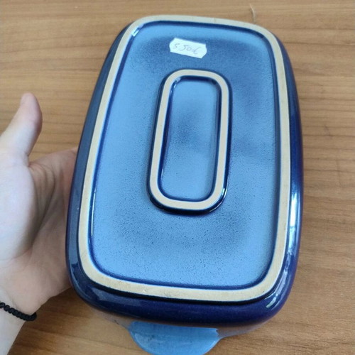 Ceramic cookware like new with beautiful blue shades, size 15x25x6