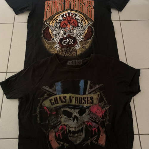 Guns n Roses t-shirts and hoodie like new