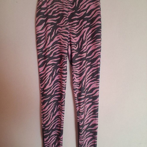 Zebra print sports leggings pink and grey like new, size 16