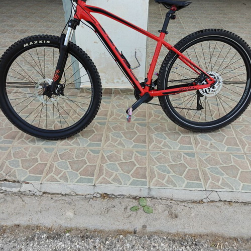 Scott Aspect 960 Mountain Bike 29 Inch Red like new