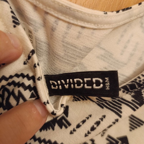 Dress H&M Divided with black and white ethnic geometric pattern like new