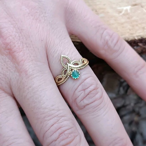 Brass ring with aventurine and adjustable size