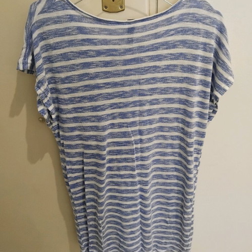 Striped navy t-shirt like new, size M 38 10, white and blue