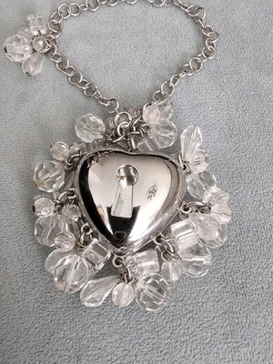 Christian Dior Pretty Charms heart necklace like new
