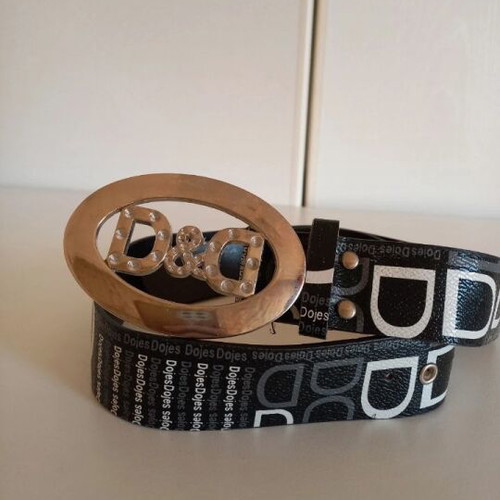 Black belt with classic silver buckle like new, size 100cm