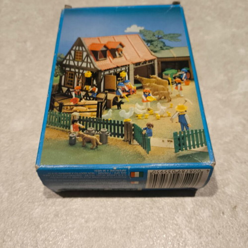 Playmobil 3595 new, unassembled with sealed contents