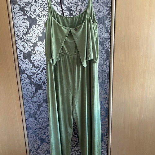 Kyara Sage Green Wide-Leg Jumpsuit like new