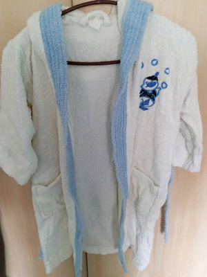 Children's bathrobe used for child up to 4-5 years old