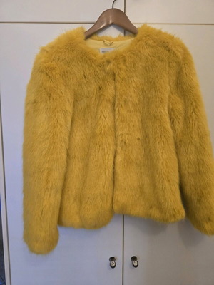 Bershka fur coat like new, yellow, size S